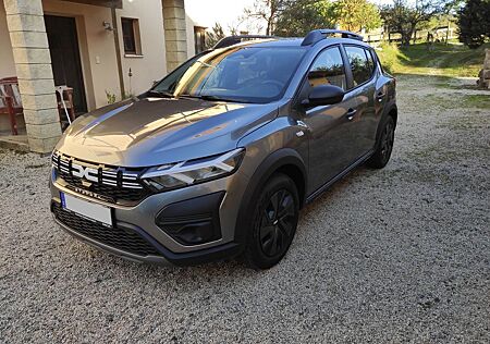Dacia Sandero TCe 90 Stepway Essential Stepway Ess...