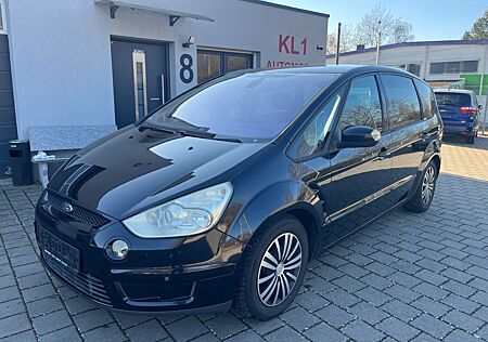 Ford S-Max Titanium
