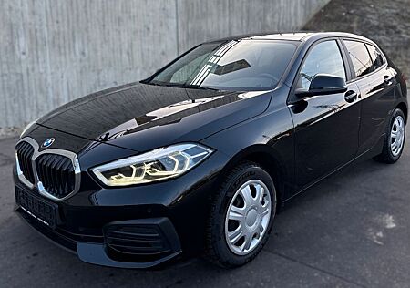 BMW 118 d Lim. Advantage LED,Navi,Assist