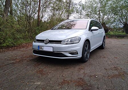 VW Golf Volkswagen 1.5 TSI ACT DSG Sound Variant Sound