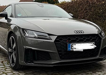 Audi TTS TFSI S tronic quattro Coupe -