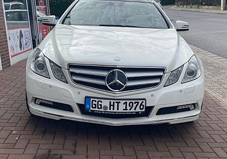 Mercedes-Benz E 350 Coupé CDI BlueEFFICIENCY AVANTG....