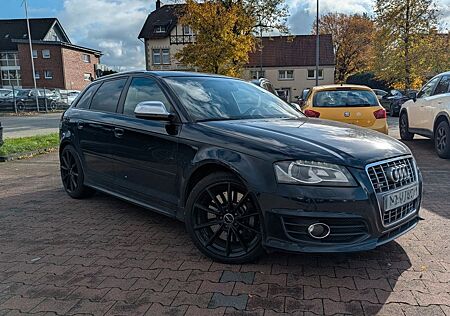 Audi S3 2.0 TFSI Sportback QUATTRO *SEHR SCHÖN*