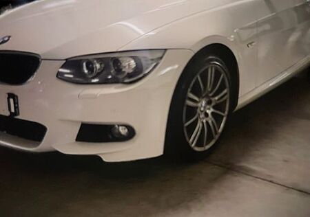BMW 320i Coupé -