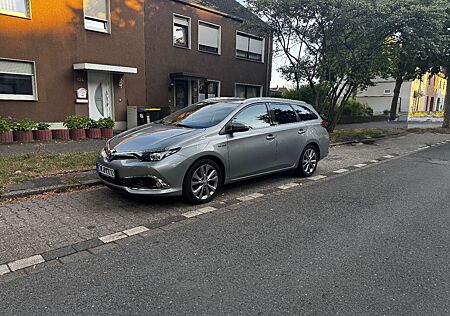 Toyota Auris Hybrid Executive 1,8-l-VVT-i Executive