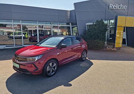 Opel Grandland X Grandland GSe PHEV 1,6 AT+NAVI+SHZ+LHZ+RFK+ACC