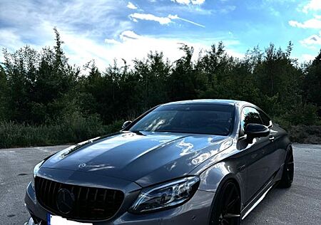 Mercedes-Benz C 63 AMG C 63S AMG Mercedes / Carbon / KW / VOLL