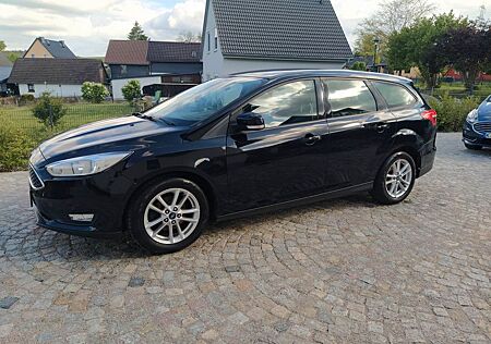 Ford Focus 1,0 EcoBoost 92kW Business Turnier Bus...