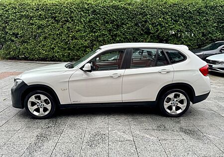 BMW X1 sDrive 18i *Sitzheizung*PDC*Alufelgen*