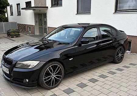 BMW 318i -