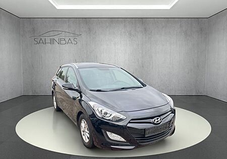 Hyundai i30 1.4 Trend Klima/AHK/Euro5/Tüv 10-2025