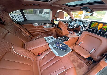 BMW 740 740LdxDrive Lang Individual Executive Lounge G12