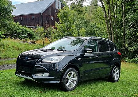 Ford Kuga Individual 4x4 TÜV NEU*CAM*NAVI*S-HEFT*