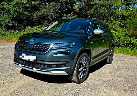 Skoda Kodiaq 2.0 TSI 4x4 Scout - 7 Sitzer/Panoramadach