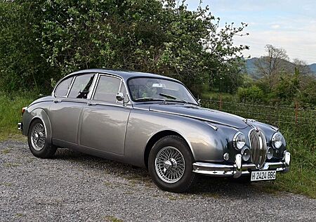 Jaguar MK II