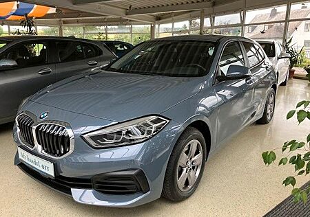 BMW 118i Advantage, Navi,LED, Storm Bay Wie NEU