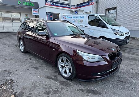 BMW 530i Touring *LEDER*NAVI*AUTOMATIK*XENON*