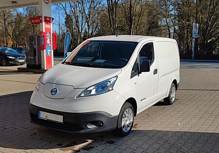 Nissan E-NV200 geprüft mit AVILOO Batterietest