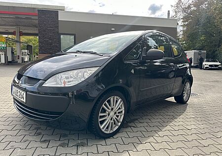 Mitsubishi Colt 1.1 - 75PS Top Zustand!