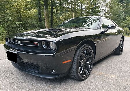 Dodge Challenger 5.7 R/T V8 HEMI 381HP