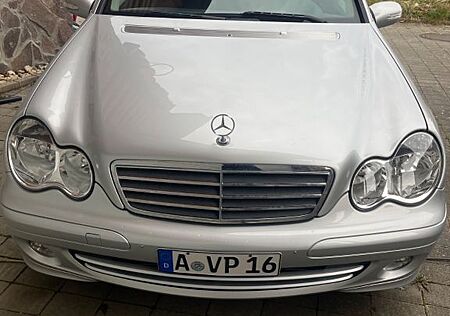 Mercedes-Benz 200