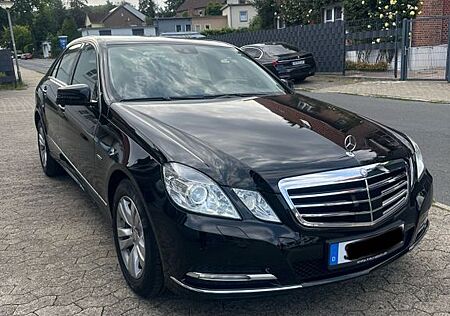 Mercedes-Benz E 250 BlueEFFICIENCY ELEGANCE