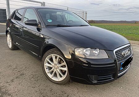 Audi A3 1.6, 5 Türer