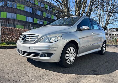 Mercedes-Benz B 170 Sitzheitzung TÜV 08/25