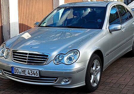 Mercedes-Benz C 200 Zylinderkopfdichtung defeckt