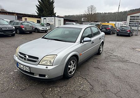 Opel Vectra 2.2 16V Comfort Automatik