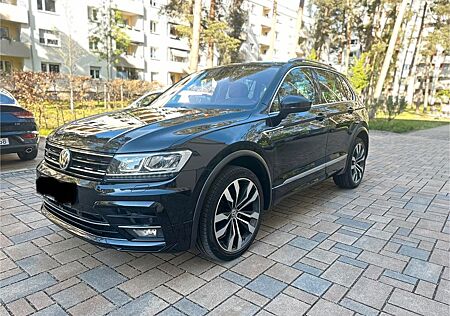 VW Tiguan Volkswagen 2.0TDI 4Motion R-Line Key-Go 360Kamera 20