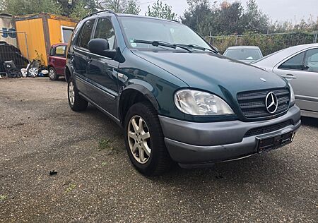 Mercedes-Benz ML 320
