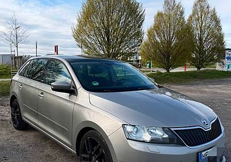 Skoda Rapid 1.4 TDI DSG Drive Drive
