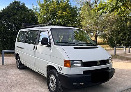 VW T4 Caravelle Volkswagen 2.5 TDI 75kW syncro lang Camper