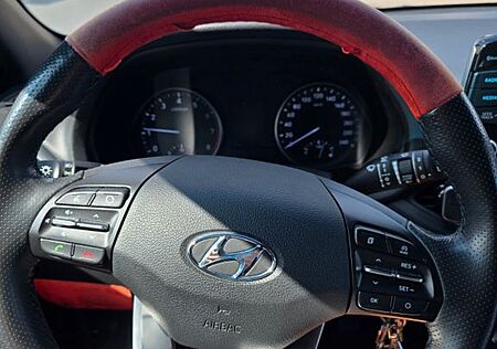 Hyundai i30 1.4 T-GDI YES! + YES! +