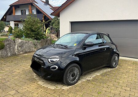 Fiat 500E ICON 42kW Navi+Keyless+Kamera 118PS