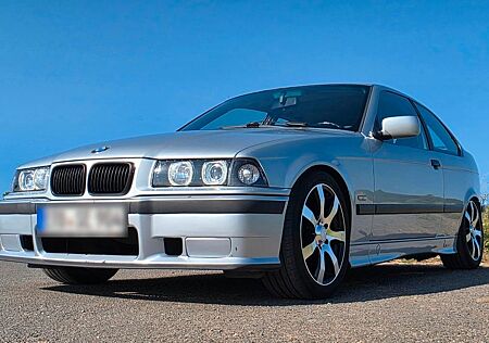 BMW 316i Compact