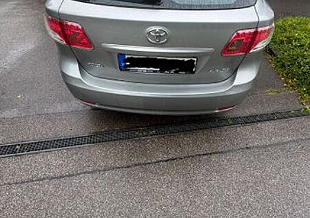 Toyota Avensis Combi Edition 1.8 Valvematic Edition
