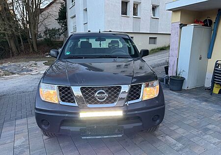 Nissan Navara Pickup KingCab Comfort 4X4