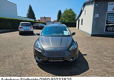 Ford Focus Turnier Titanium,Euro6,ATM bei 101Tkm...