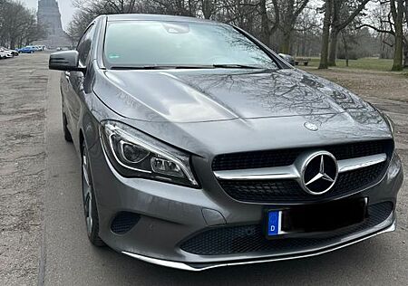 Mercedes-Benz CLA 180 Shooting Brake - TÜV Neu