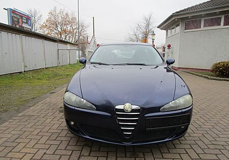 Alfa Romeo 147 Alfa *Klima*