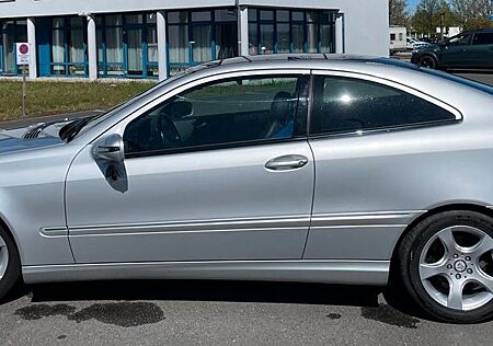Mercedes-Benz CLC 180 KOMPRESSOR -