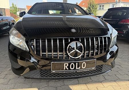 Mercedes-Benz A 180 AMG Optik Panorama Leder Navi LED PDC