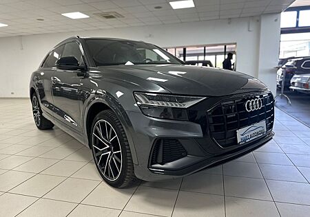 Audi Q8 50 TDI quattro/3xS-line/PANO/SDHZ
