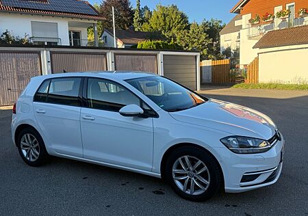 VW Golf Volkswagen 1.6 TDI BMT DSG Trendline Trendline
