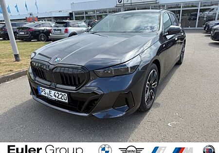 BMW 520 d xDrive Touring Sportpaket HUD AHK-klappbar