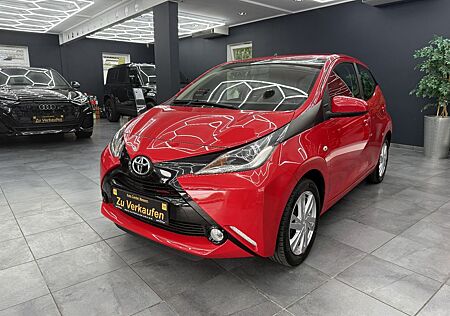 Toyota Aygo (X) -play TeamD *Tempomat*Kamera*Klima*Garanti