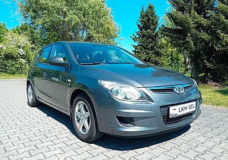 Hyundai i30 1.6 CRDi 66 kW Classic