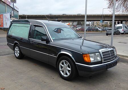 Mercedes-Benz 220 W 124 Leichenwagen Automatik top Auto
